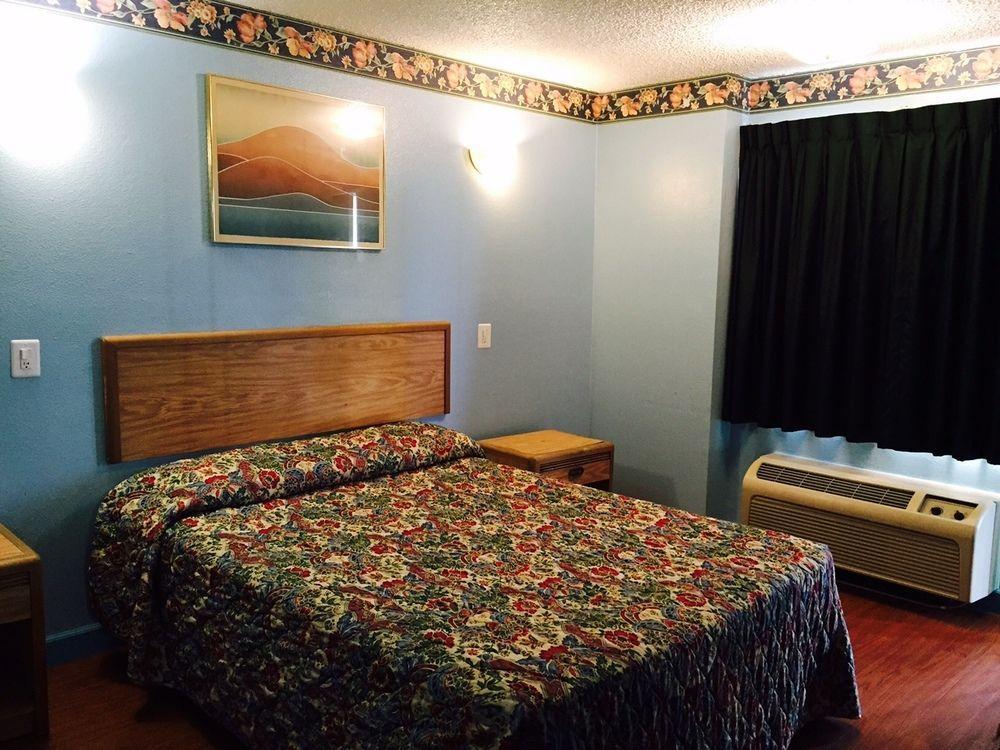 Chester Inn Motel Стантън Екстериор снимка