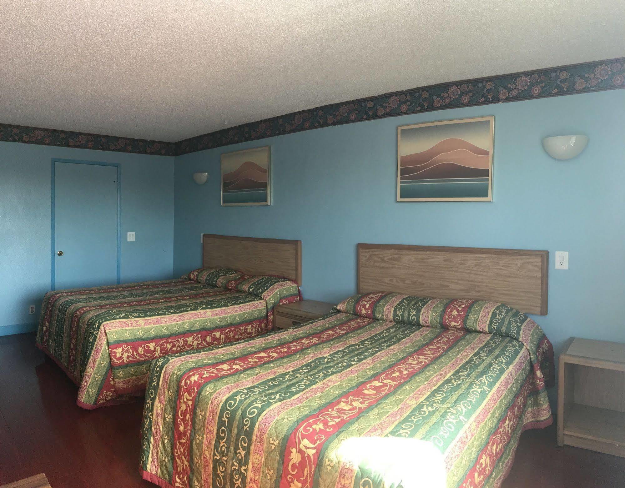 Chester Inn Motel Стантън Екстериор снимка